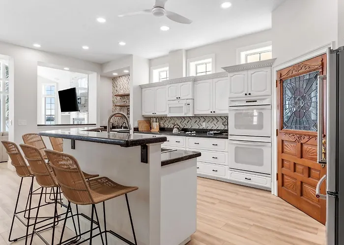 Sunrise Harbor Holiday home *